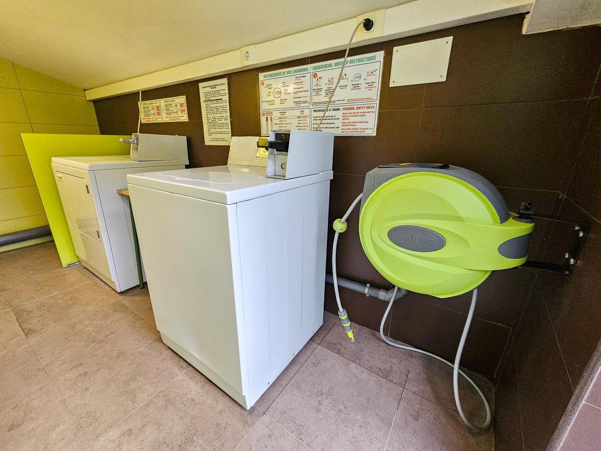 Bungalows Y Cabanas Solopuent Natur カスティエジョ・デ・ハカ エクステリア 写真