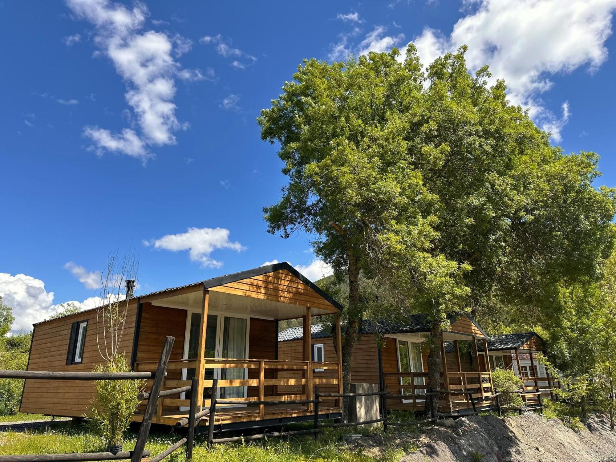 Bungalows Y Cabanas Solopuent Natur カスティエジョ・デ・ハカ エクステリア 写真